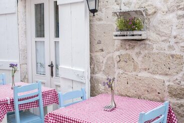 Atlı Han Hotel Alaçatı