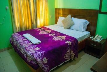 Golden Destiny Hotel Limited