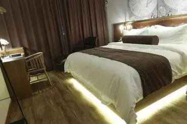 Hôtel James Joyce Coffetel Nanchang West Station Nanchang University