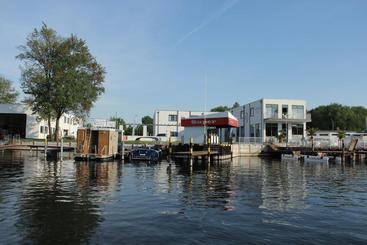 پانسیون Marina Niederhavel