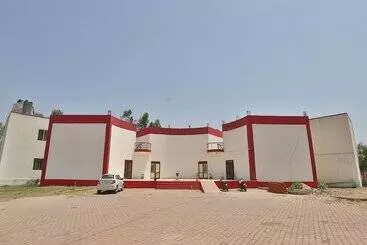 Hotel Pyramid By Oyo Rooms