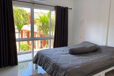 هتل Sawasdee Orange Phuket Guest House