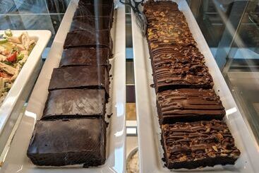 Schulz Hotel Berlin Wall At The East Side Gallery