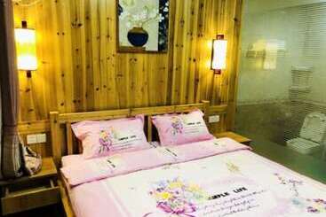 Zhangjiajie Yunqi Inn