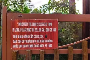 ホテル Bungalows Bai Vong