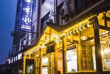 Zhangjiajie Guyong Inn