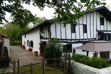 Aamiaismajoitus (B&B) Maison D Hôtes De Charme Ttakoinenborda