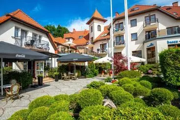 هتل Dworek Morski Spa & Wellness