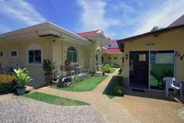 ホテル Alona Austria Resort