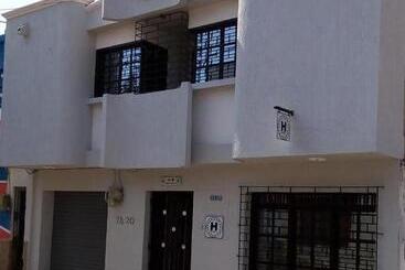 پانسیون Mi Casa 18 Guesthouse