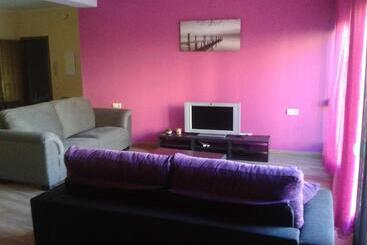 Жильё для туристов Apartamentos La Muralla