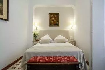 آپارتمان‌های توریست‌ها Suites Machado