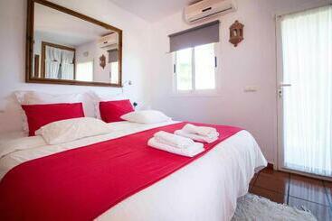 茅舍 Cortijo De La Media Luna