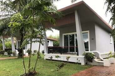 Hotel Khaolak Mountain View