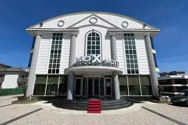 Hotel Mox