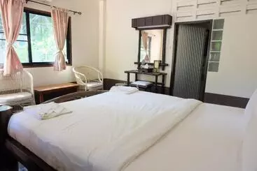 ホテル Pakmeng Resort