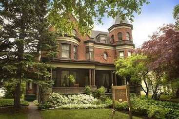 The Peter Herdic Inn