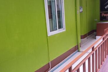 Majatalo Lucky Guest House