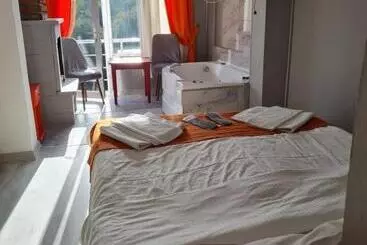 Agva Temmuz Otel