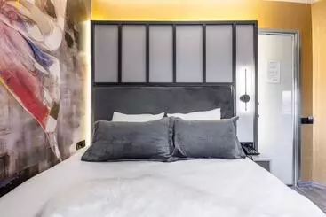 هتل آپارتمان Bä°g Urban Stay Taksä°m@wä°th Sea Vä°ew