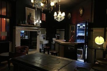 The Old Hotel Ravel Centre