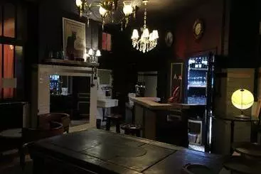 The Old Hotel Ravel Centre