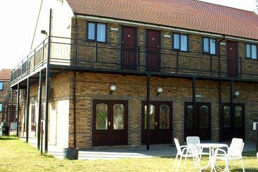 Отель Riverside