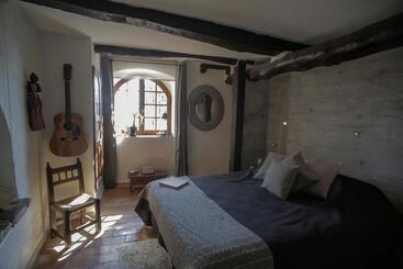 پانسیون La Maison Aux Bonsais