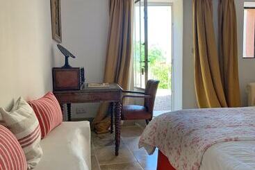 بنسيون Le Domaine Saint Jean