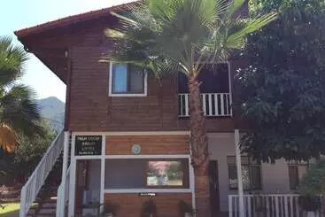 Aparthotel Palm Konak