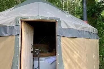 一軒屋 Camp Kátur
