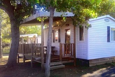 Hotell Camping Lou Comtadou