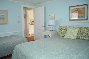 ホテル Edgartown Commons Vacation Apartments
