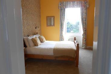 Bed and Breakfast Rowallan Guest House