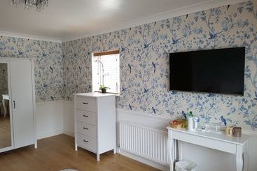 Жильё для туристов Heathrow Lhr Apartments