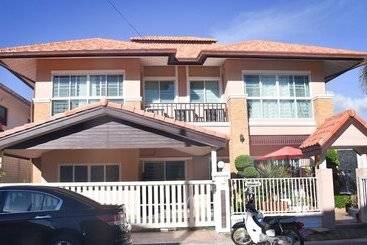 Apartamentos turísticos Nashaa Villa