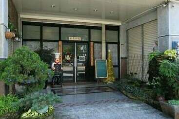 تختخواب و صبحانه Ho Shan Years