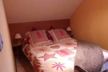 簡易ホテル Auberge De La Canardière