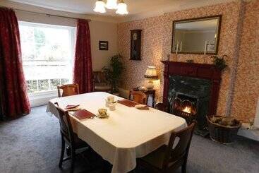 Middletown Farmhouse B&b