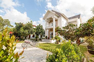 هتل Chi Thanh Villa