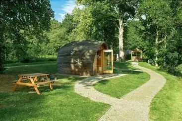 Hotel Rural Loch Ness Glamping