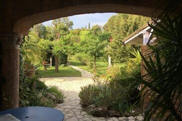 Pension La Villa Les Hespérides