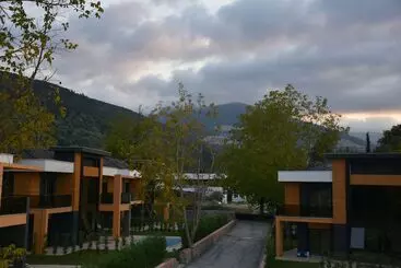 Turistihuoneistot Yakut Villa