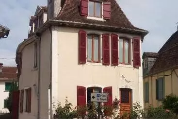 Aamiaismajoitus (B&B) Aux Rosiers