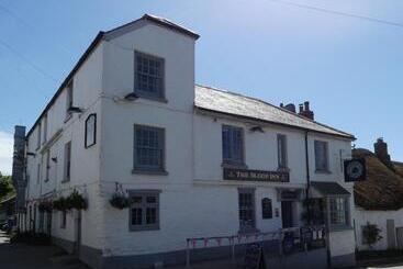 The Sloop Inn