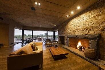 בית מלון כפרי Kapama River Lodge