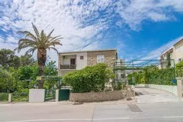 Apartments Mili 732