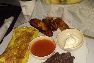 تختخواب و صبحانه Casa Landivar