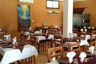 هتل Le Grand Calao