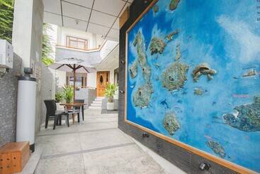 Отель Palace Galapagos